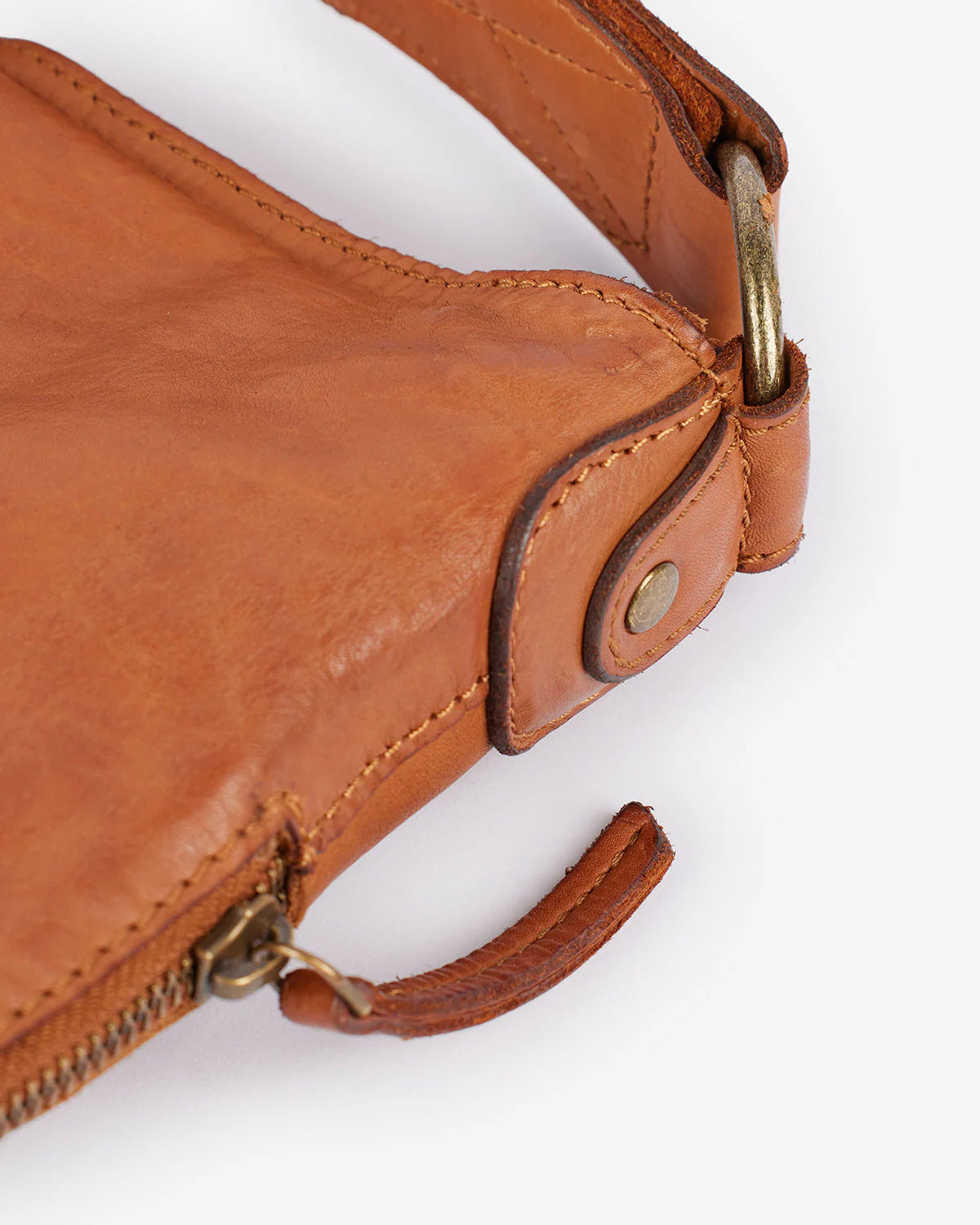 Sahaja Slouch Bag - Tan