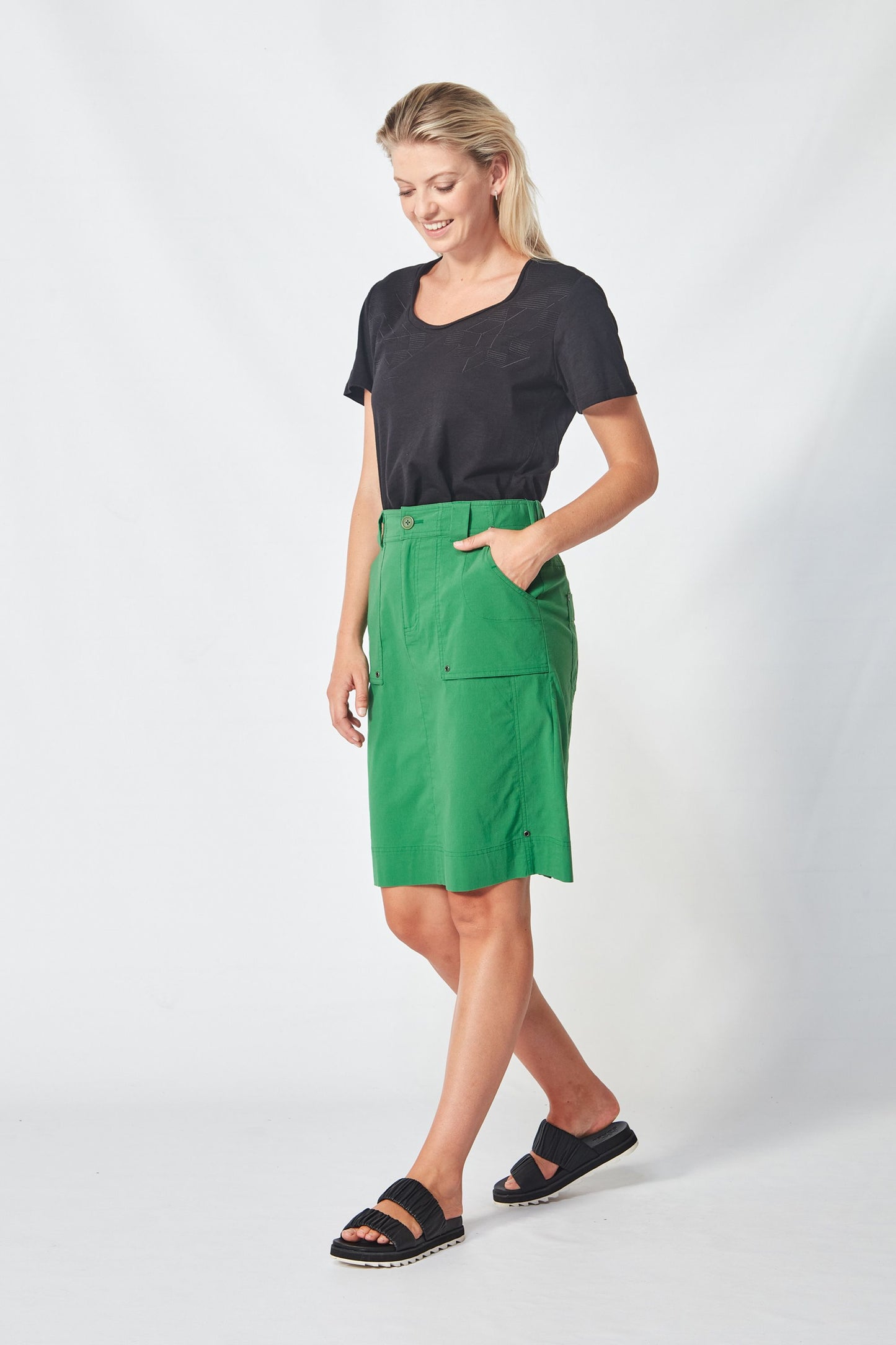 Acrobat Legion Skirt - Apple