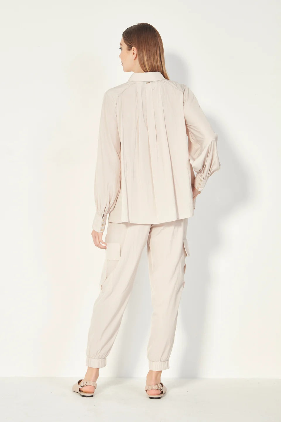 Demure Shirt - Champagne