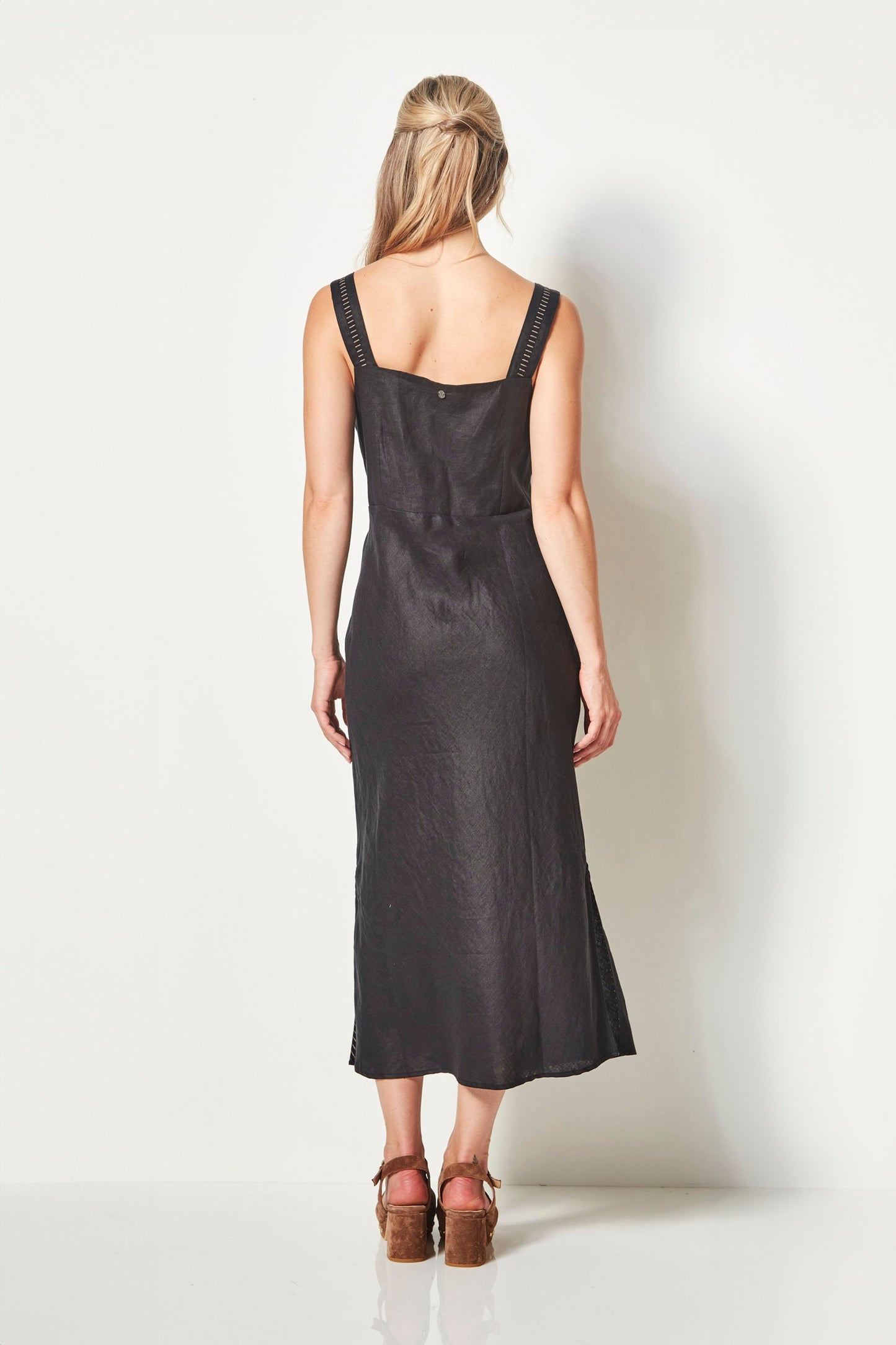 Roam Dress - Black