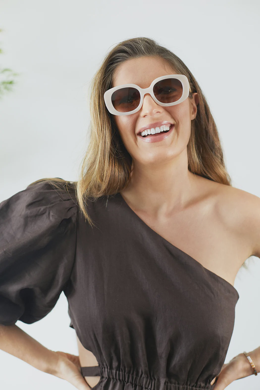 Ivy Sunglasses - Cream