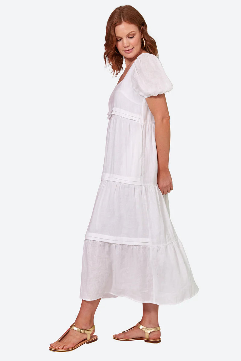 La Vie Pintuck Maxi Dress - Blanc