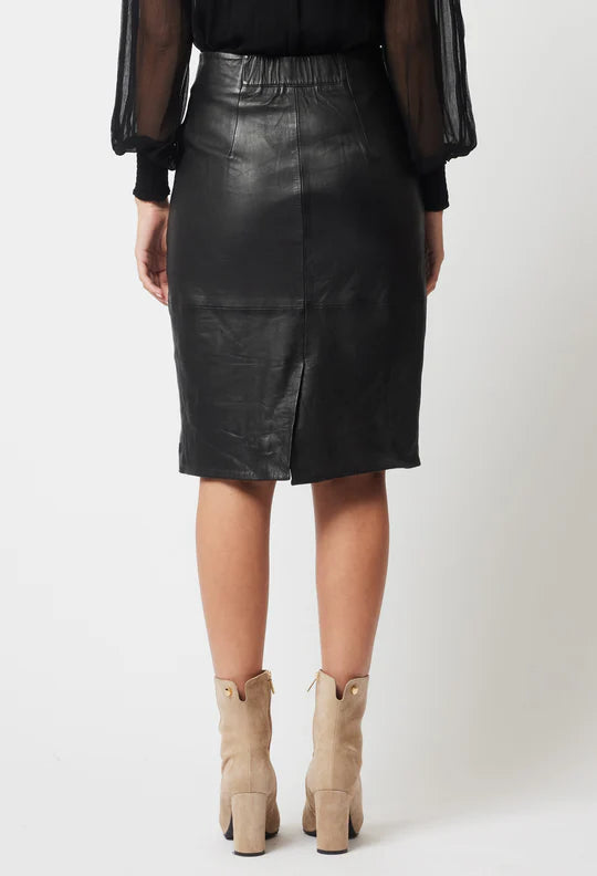 Stella Curved Leather Skirt - Black