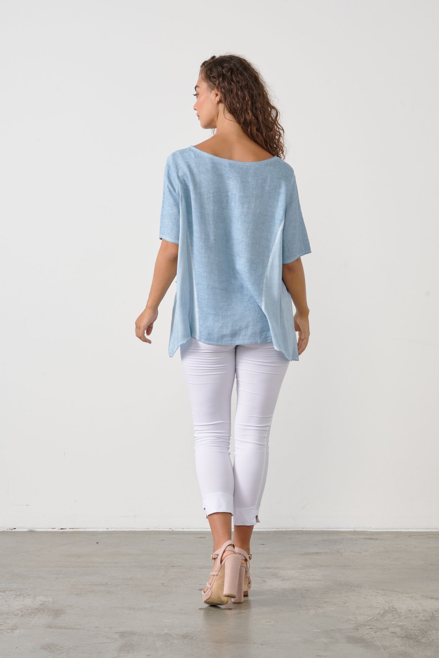 Swing Top with Pockets - Pale Blue