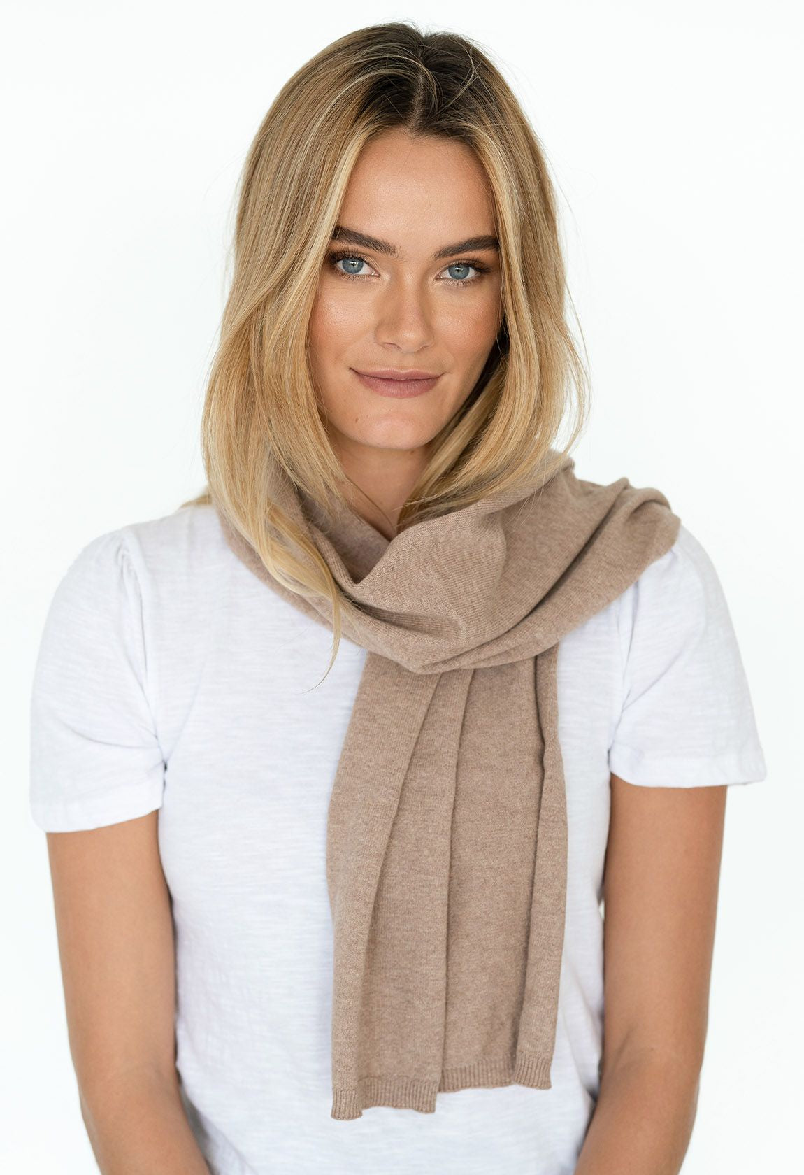 Lyon Scarf - Hazelnut